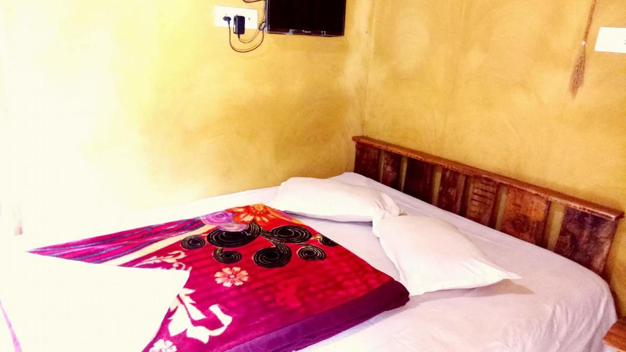 Roshnai Village Resort โบลปูร์ ภายนอก รูปภาพ